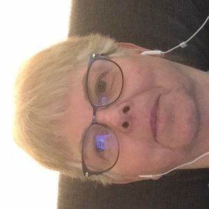 Meet your Posher, Vicky